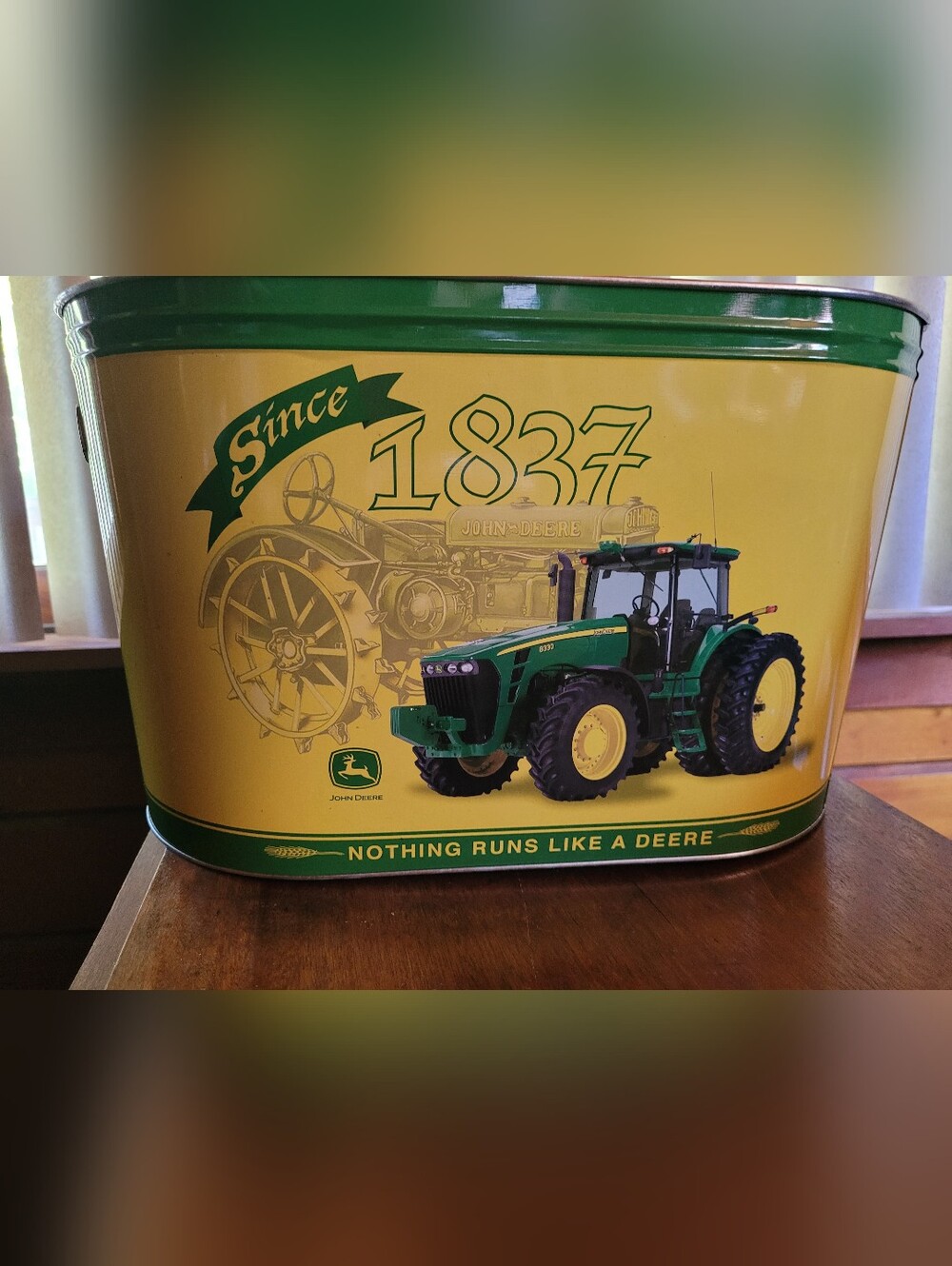 John Deere Green & Yellow Tractor Tin - 1837 Graphics (115)